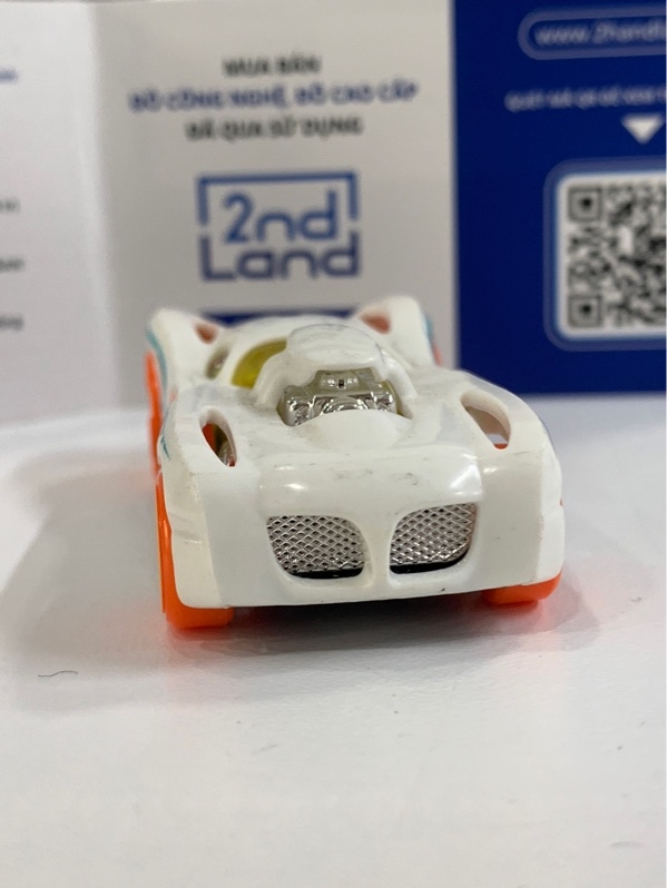 Mô hình Hotwheels Mattel - Màu trắng - Ngoại hình: 98% - Body