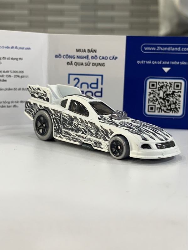 Mô hình Hotwheels Mustang Funny Car - Màu trắng - Ngoại hình: 98% - Body