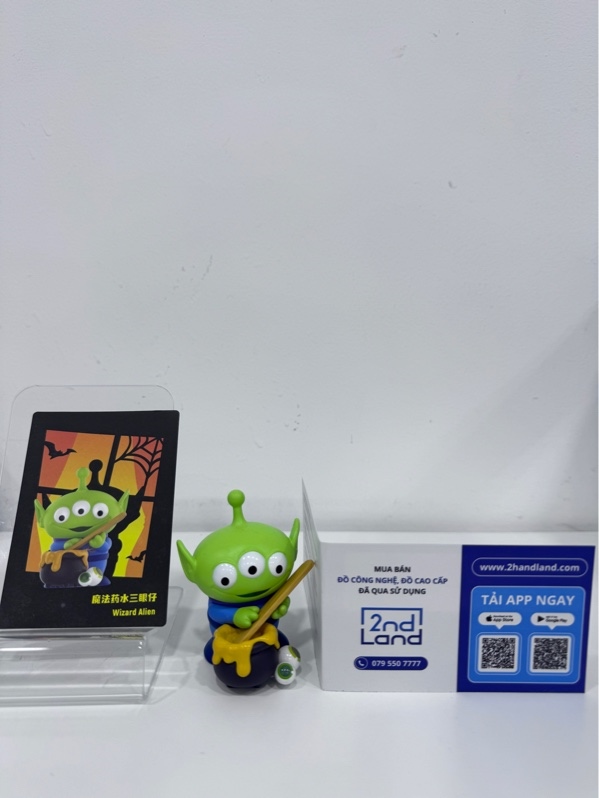 Mô hình Pop Mart Alien Hallowen (Spooky Night) - Ngoại hình 98 - Kèm card