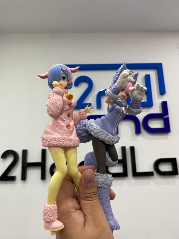 Mô hình Ram trong bộ Re:Zero - Starting Life in Another World thuộc dòng SSS Figure Fairy Tale Series (phiên bản "Sói và bảy chú dê con" - Pastel Color ver - Màu xám - Ngoại hình: 97% - Kèm Box