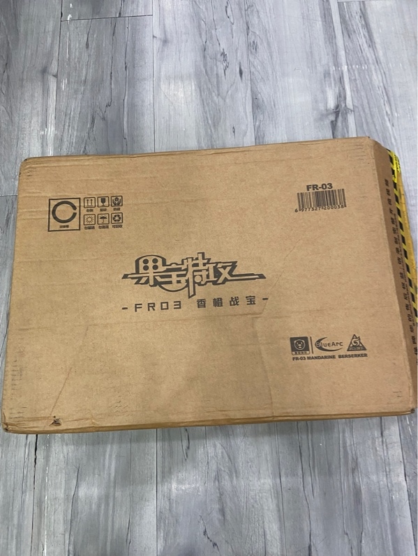 Mô hình Robo trái cây thơm giác đấu - Màu vàng - Ngoại hình: 98% - Chưa lắp ráp, thiếu 1 miếng B Part - FullBox