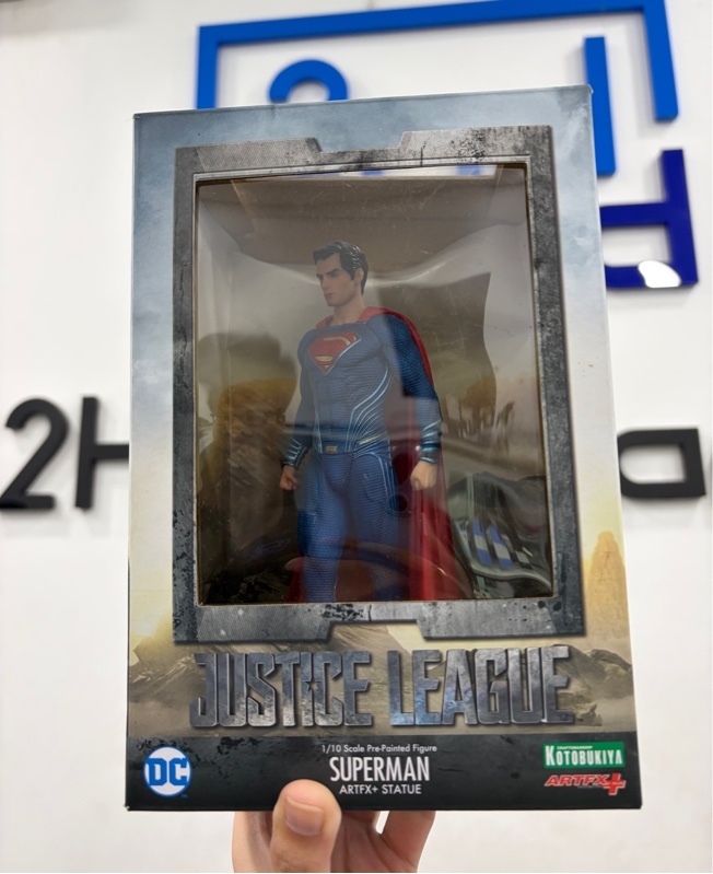 Mô hình Superman ARTFX+ Statue - Tỉ lệ 1/10 - Màu xanh đỏ - Ngoại hình 98% - Kèm box