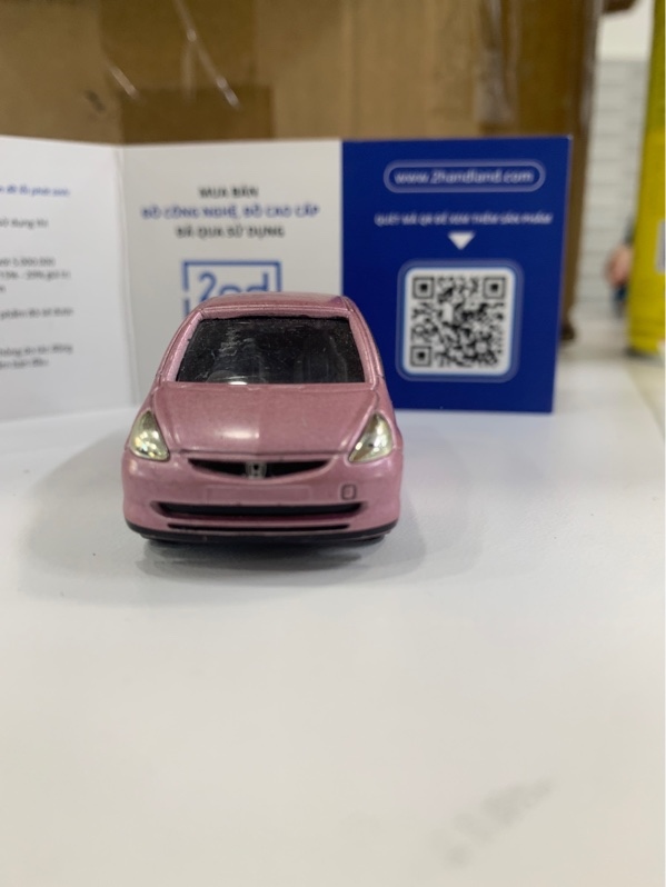 Mô hình tomica honda fit - Màu hồng - Ngoại hình: 97% - Body