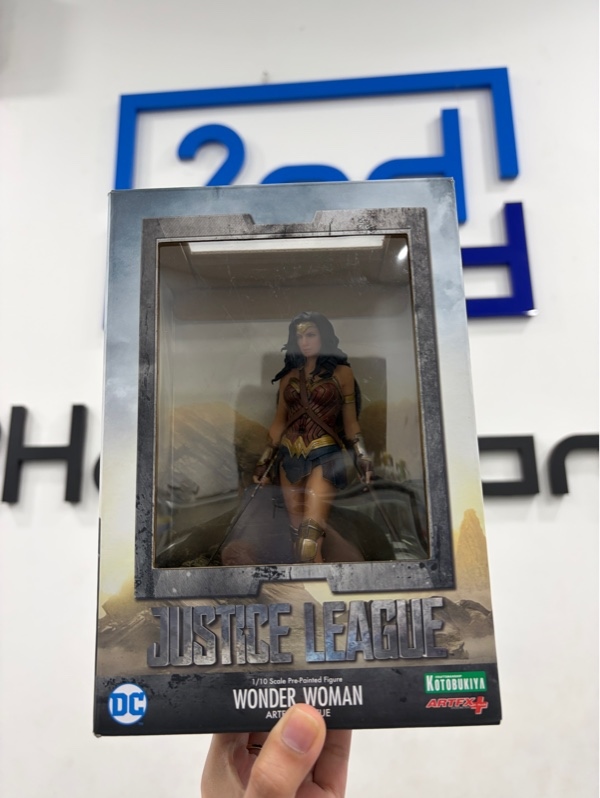 Mô hình Wonder Woman Justice League ARTFX+ Statue - tỷ lệ 1/10 - Màu xanh - Ngoại hình 98% - Kèm box