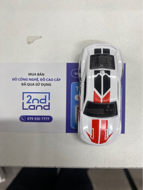 Mô hình xe Hot wheels '18 Camaro SS - Màu trắng - Ngoại hình 98% - Body