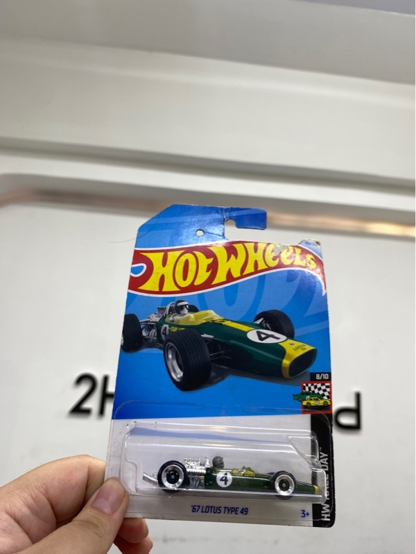 Mô hình xe Hot Wheels 67 LOTUS TYPE 49 - Màu xanh - Newseal