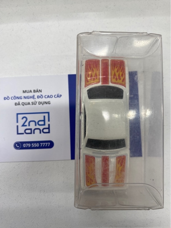 Mô hình xe Hot Wheels 68 Plymouth Barracuda Formula S - Màu trắng đỏ - Ngoại hình 98% - Body