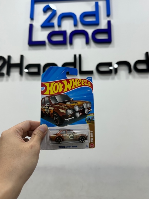 Mô hình xe Hot Wheels - '70 Ford Escort RS1600 thuộc dòng HW Dirt - Màu nâu - Newseal