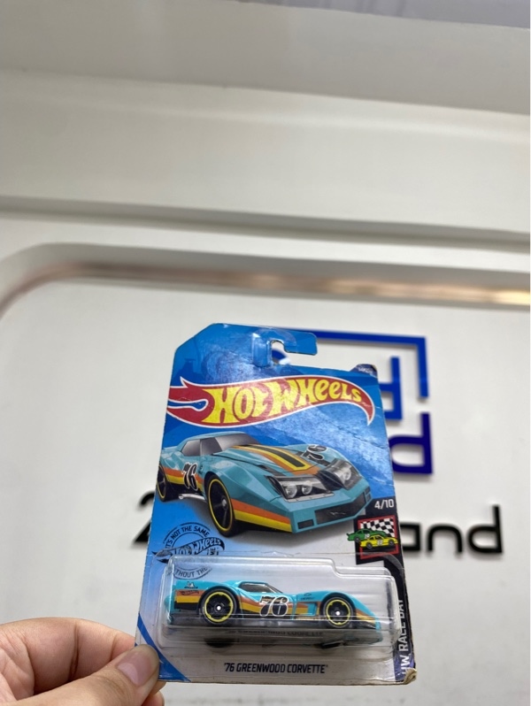 Mô hình xe Hot Wheels 76 GREENWOOD CORVETTE - Màu xanh - Newseal