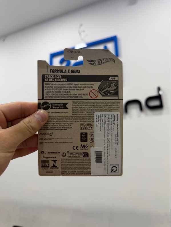 Mô hình xe Hot Wheels Formula E Gen3 - Newseal