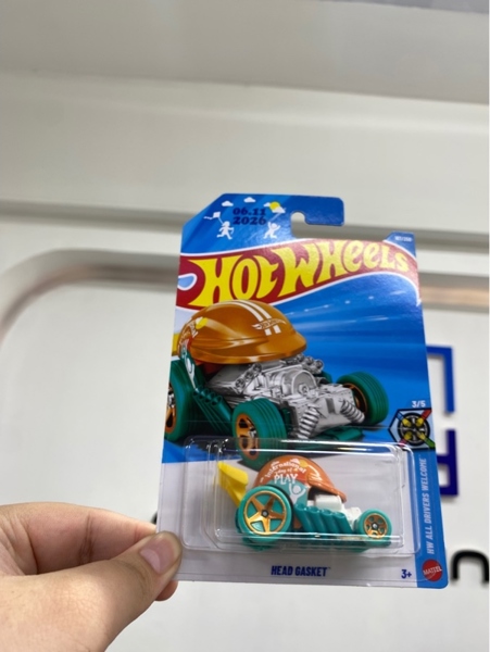 Mô hình xe hot wheels HEAD GASKET - Màu xanh - Newseal