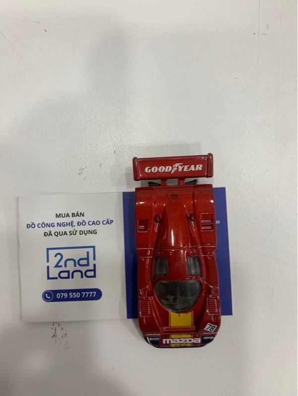 Mô hình xe Hot Wheels Mazda 737B - Ngoại hình: 97% - Body