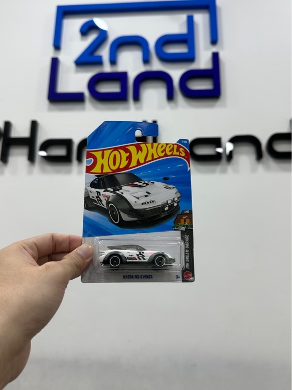 Mô hình xe Hot Wheels - Mazda MX-5 Miata thuộc dòng HW Dream Garage - Màu trắng - Newseal