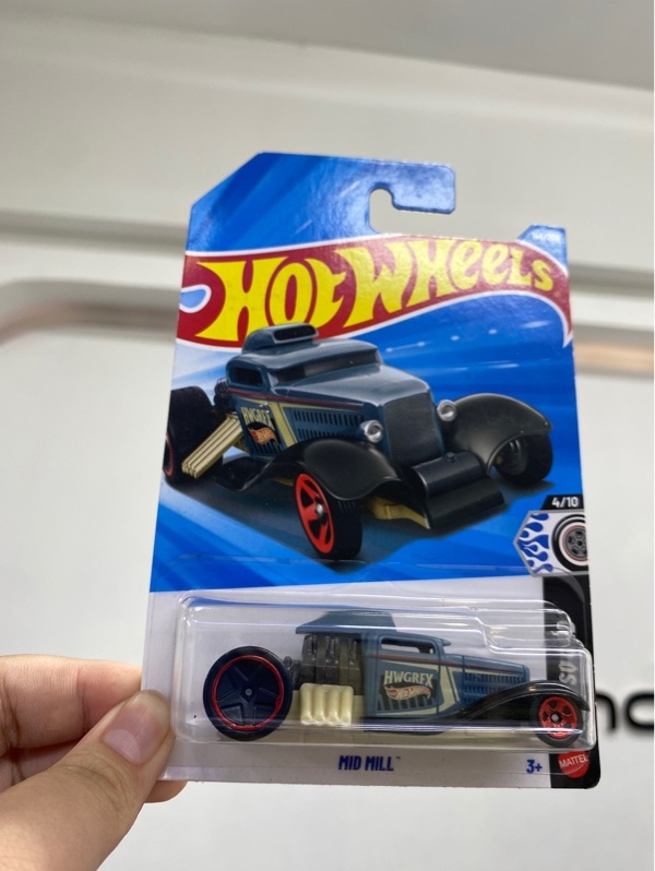 Mô hình xe hot wheels Mid Mill - Màu xanh - Newseal