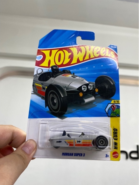 Mô hình xe hot wheels Morgan Super 3 - Màu xám - Newseal