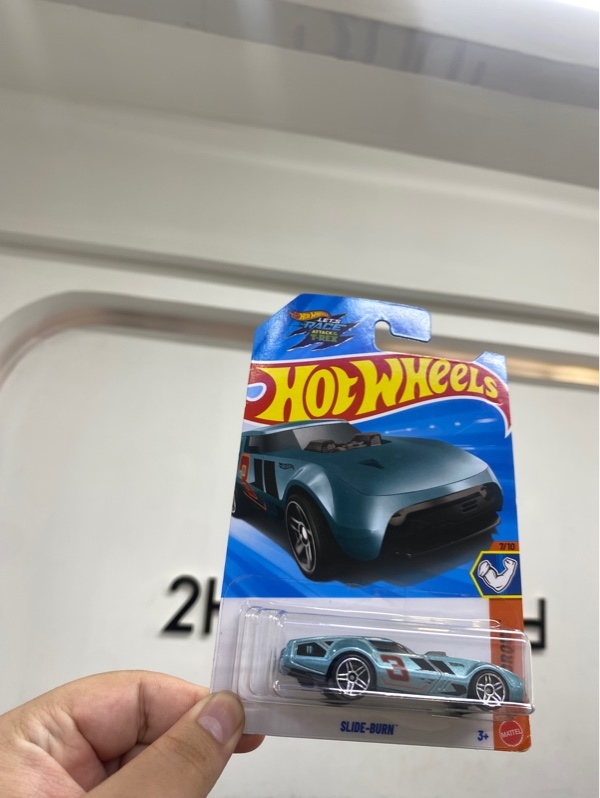 Mô hình xe Hot wheels Slide-Burn - Màu xanh - Newseal