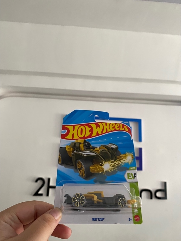 Mô hình xe hot wheels Wattzup - Màu nâu - Newseal