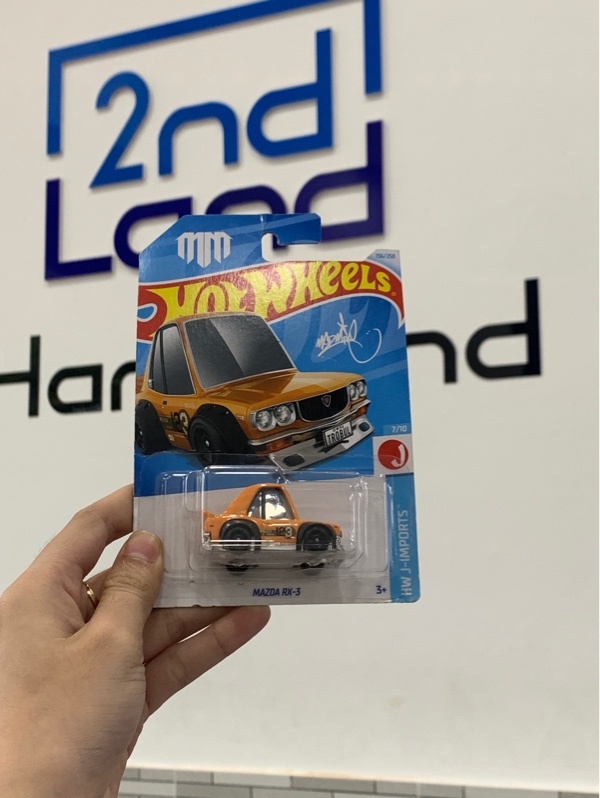 Mô hình xe Hotwheels Mazda RX-3 - Màu cam - Newseal