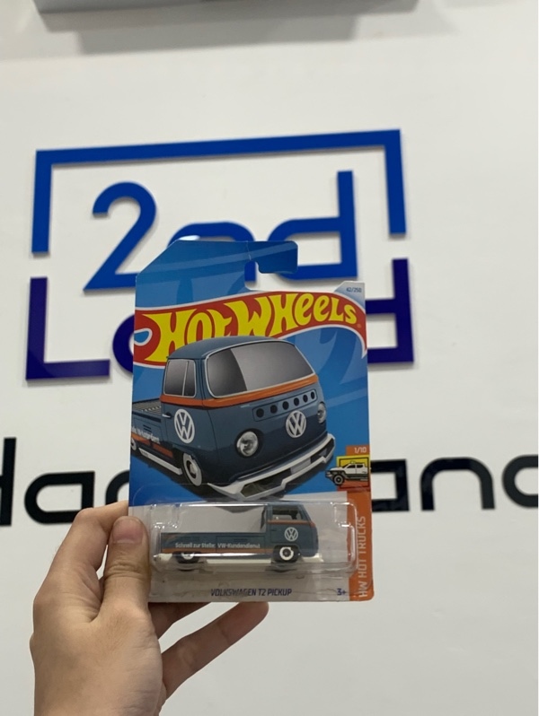 Mô hình xe Hotwheels Vokswagen T2 Pickup - Màu xám - Ngoại hình: 98% - Box