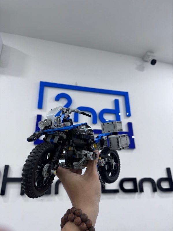 Mô hình xe máy LEGO Technic BMW R 1200 GS Adventure - Màu đen - Ngoại hình 97% - Dính keo, bong decal sau - Body