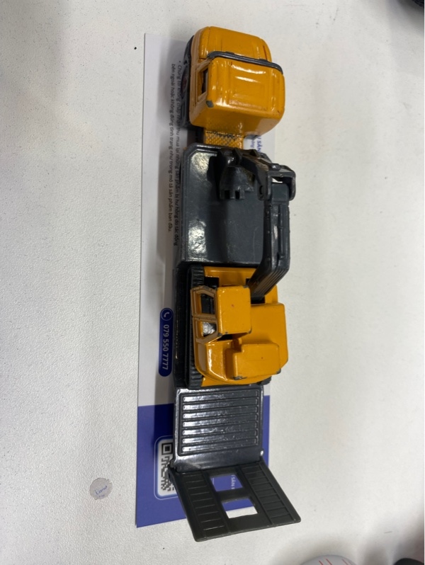 Mô hình xe tải chở xe ủi SIKU 1616 5K 1616 - Màu vàng - Ngoại hình 97.5% - Body