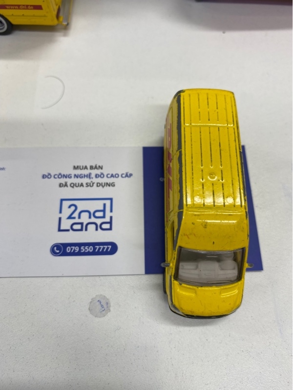 Mô hình xe van DHL Mercedes-Benz Sprinter Siku 1085 - Màu vàng - Ngoại hình 97% - Body