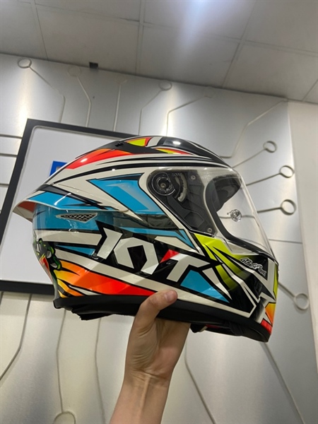 Mũ bảo hiểm Fullface KYT TT Course Dragonboy - Size M - Màu trắng - Ngoại hình: 97.5% - Kèm túi 2