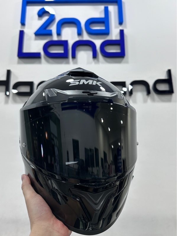 Mũ bảo hiểm fullface SMK Typhoon GL200 - Size L - Màu đen - Ngoại hình 98% - Kèm túi đựng + Tai nghe mũ bảo hiểm SCS S7X