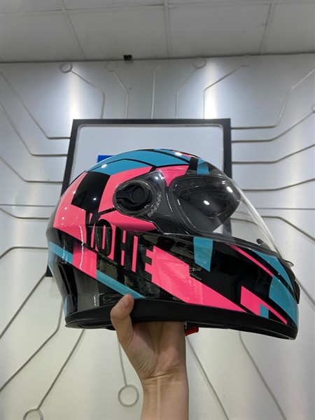 Mũ bảo hiểm Fullface YOHE 981 Despacito - Size S - Màu xanh hồng - Ngoại hình: 97% - Kính xước - Body 2