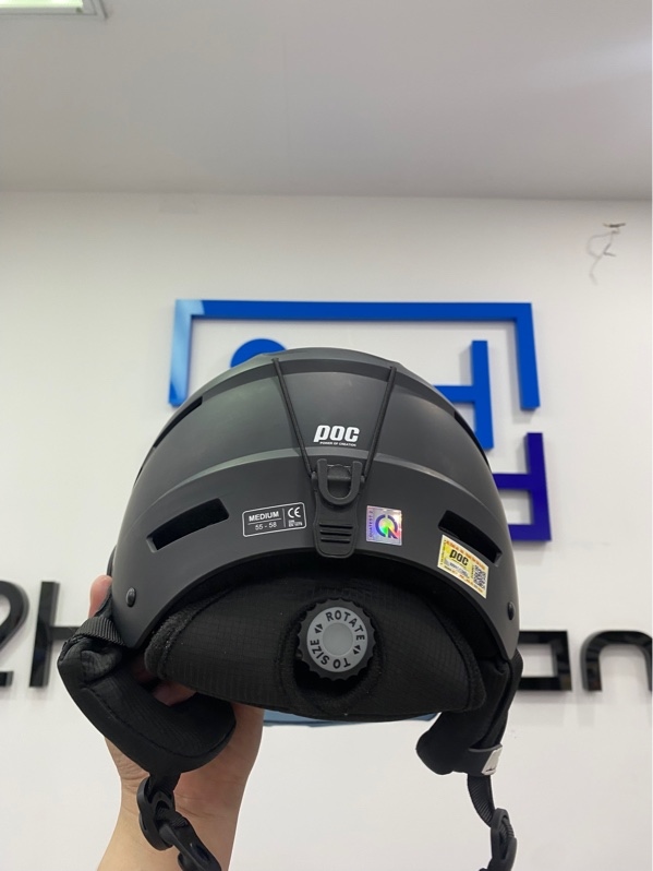 Mũ bảo hiểm POC P10 - Size M - Màu đen - Ngoại hình: 97.5% - Body