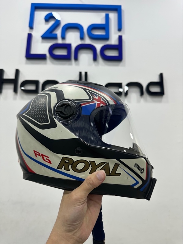 Mũ bảo hiểm Royal M136 - Size XL - Màu trắng đen - Ngoại hình 95% - Trầy cấn gỉ sét, rách quay đeo - Body