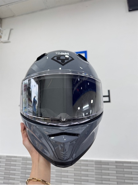 Mũ bảo hiểm Yohe 985 - Màu xi măng - Ngoại hình 98% - Body 2