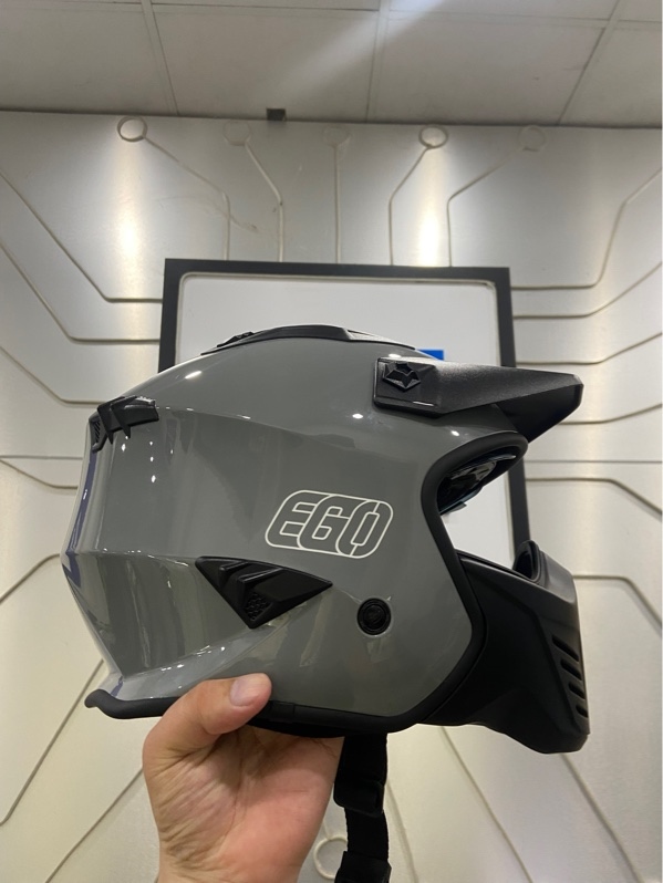 Mũ Fullface EGO E-51 - Size XL (61-62cm) - Màu xám - Ngoại hình: 97% - Xước dăm, trầy, xước kính - Kèm túi