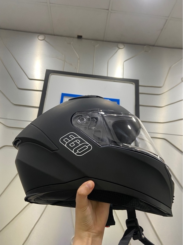 Mũ Fullface EGO E-72 - Size XXXL - Màu đen - Ngoại hình: 97% - Xước nhẹ đỉnh nón - Box