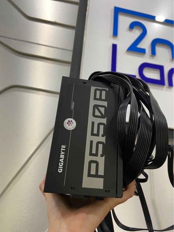 Nguồn Gigabyte P550B 550W - Màu đen - Ngoại hình: 98% - Kèm nguồn