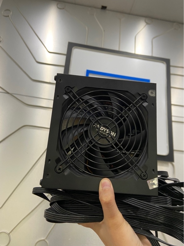 Nguồn máy tính Andyson M5+ Series 550W - Màu đen - Ngoại hình: 97% - Body