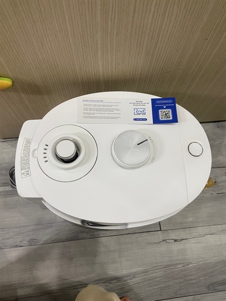 Nồi cơm điện Cuckoo CRP-LHTR061010FW - Màu trắng - Ngoại hình: 97.5% - Body