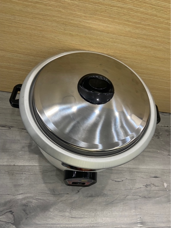 Nồi cơm điện GUGKDD GK-900 - 2.2L - Màu trắng - Openbox