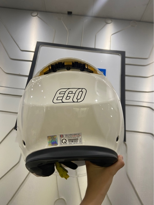 Nón 3/4 EGO E-42 - Size L - Chu vi vòng đầu 56cm - Màu trắng - Ngoại hình: 99% - Kèm Box