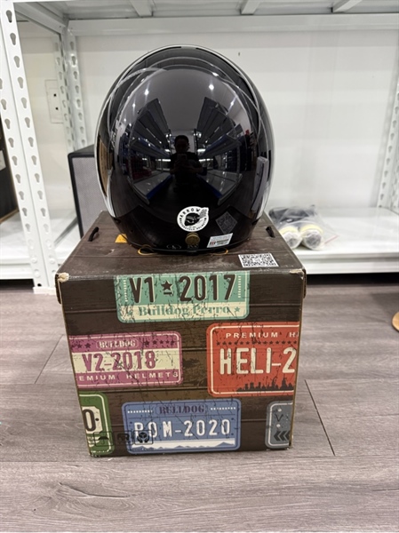Nón bảo hiểm 3/4 BullDog - Size L - Màu đen - Ngoại hình 99% - Box 2