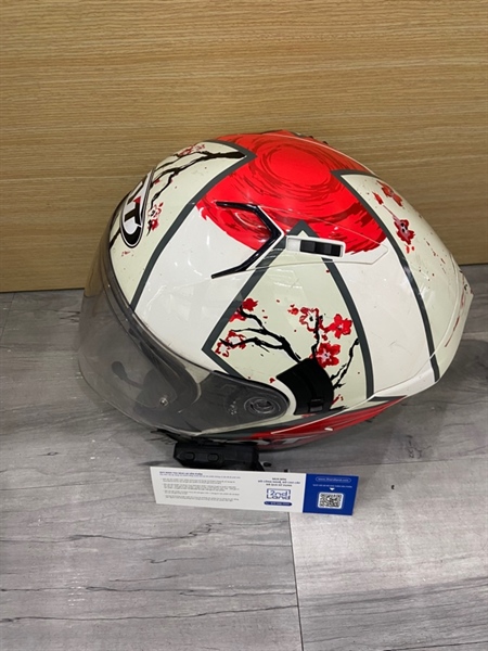 Nón bảo hiểm 3/4 KYT NFJ Sakura - Màu trắng - Ngoại hình: 97% - Trầy nhiều - Body 2