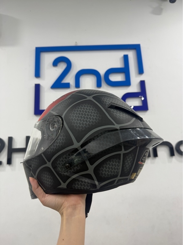 Nón bảo hiểm Fullface EGO Kestrel - size L - Màu xám - Ngoại hình 96.5% - Trầy sâu nhiều , ố, khe thoát gió dơ, kính trầy, nứt , cao su nón dán lại - Kèm túi
