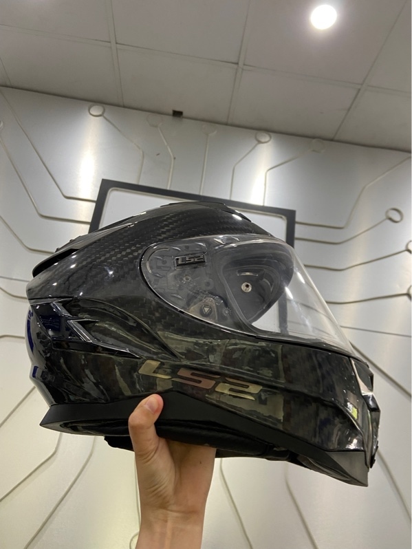 Nón bảo hiểm FullFace LS2 FF805 Carbon - Size L (59-60cm) - Màu đen - Ngoại hình: 97% - Thân nón xước dăm, kính xước nhiều - Kèm túi