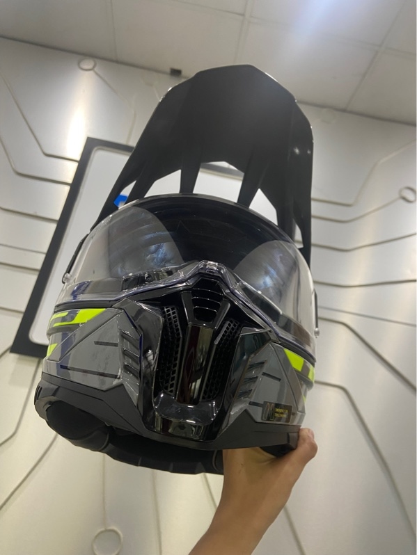 Nón bảo hiểm Fullface LS2 Pioneer ll - Màu xám xanh - Ngoại hình: 97% - Body