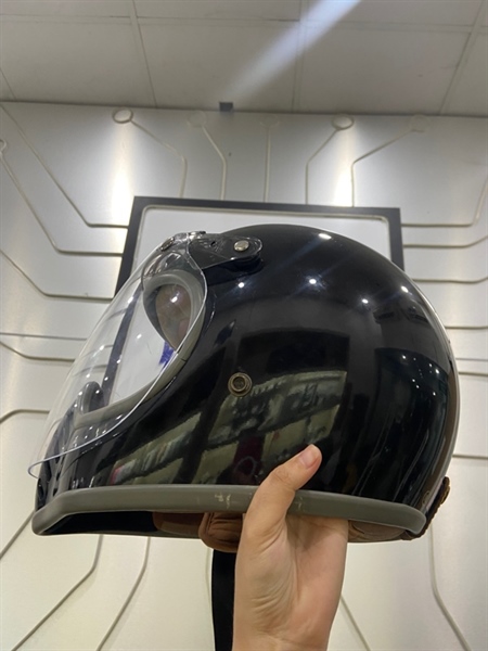 Nón bảo hiểm FullFace Raw Vintage iii - Size L - Màu đen bóng, viền xám - Ngoại hình: 97% - Trầy viền cao su nhẹ - Kèm kính trong