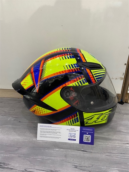 Nón FullFace AGV K1 Soleluna - Size M - Màu đen - Ngoại hình: 97% - Kính trầy, nón tróc sơn, trầy nhiều, mất 1 con ốc chỗ kính - Body