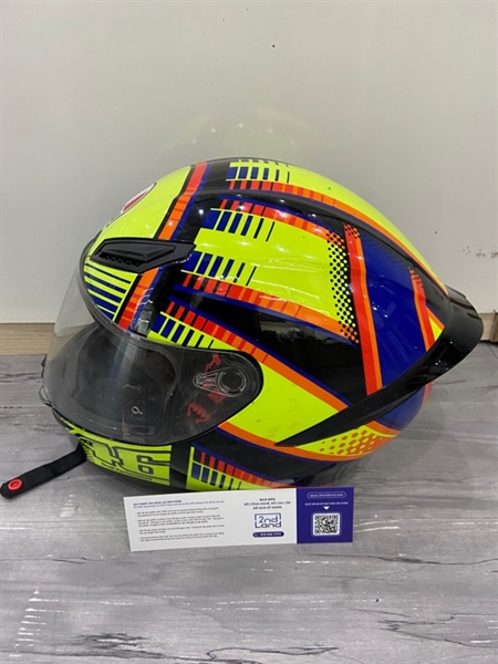 Nón FullFace AGV K1 Soleluna - Size M - Màu đen - Ngoại hình: 97% - Kính trầy, nón tróc sơn, trầy nhiều, mất 1 con ốc chỗ kính - Body 3