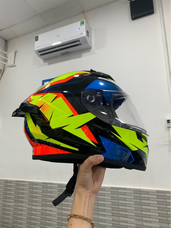 Nón fullface FF978 - Màu xanh lá - Ngoại hình: 97% - Trầy - Body