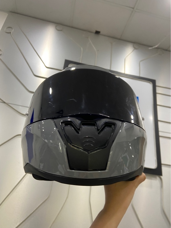 Nón Fullface LS2 Rapid ll - Màu xám - kính đen - đuôi gió - Ngoại hình: 97% - Trầy - Body