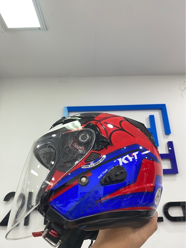 Nón KYT Venom Spiderman - Kiểu 3/4 với 2 kính - Size L - Màu đỏ - Ngoại hình: 97% - Kèm túi